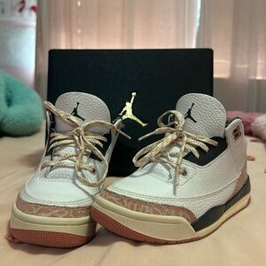 AIR JORDAN 3 RETRO IVORY LIKE NEW SIZE 13C